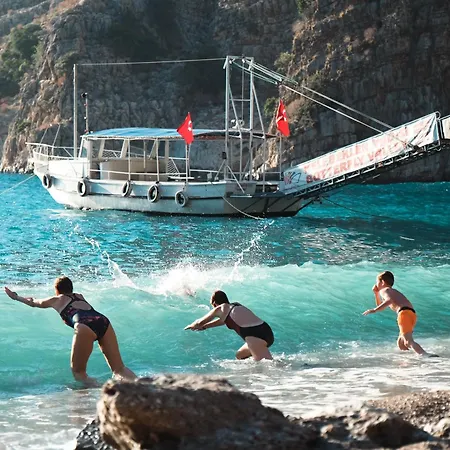 Butterfly Valley Seaside Glamping Fethiye