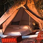 Butterfly Valley Seaside Glamping Campo de lujo