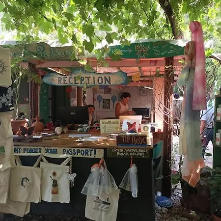 Butterfly Valley Seaside Glamping אוהל מפואר
