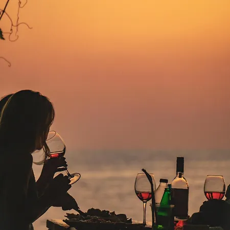 אוהל מפואר Butterfly Valley Seaside Glamping